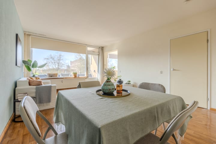 Foto 15 van Oldenzaalsestraat 109-402