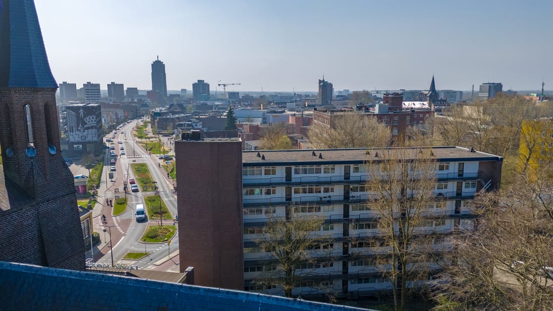 Photo 32 of Oldenzaalsestraat 109-402