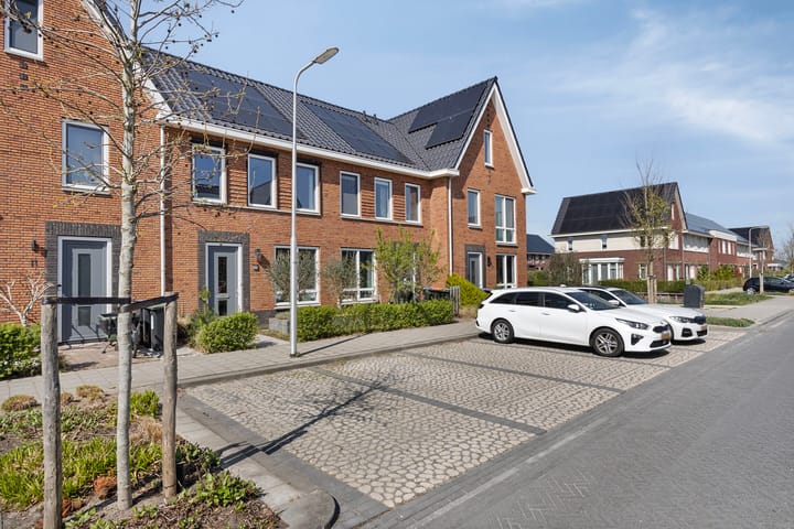 Photo 7 of Hooizolder 13