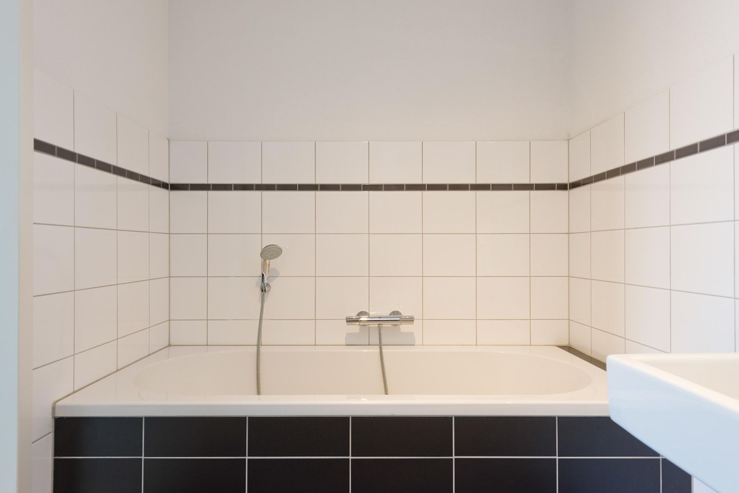 Foto 29 van Heermoesstraat 40