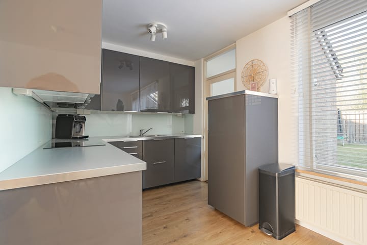 Foto 5 van L.T.M.-weg 105