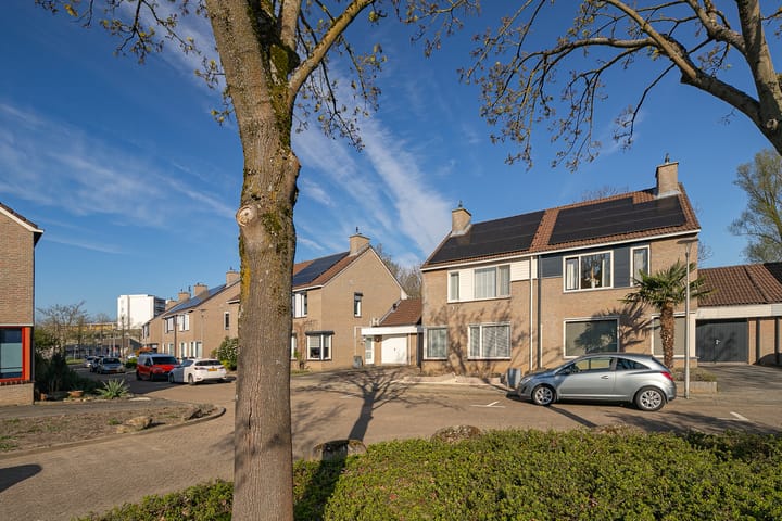 Foto 30 van L.T.M.-weg 105