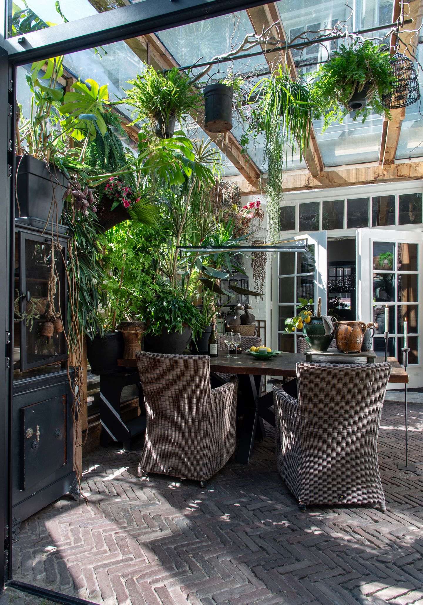 Foto 14 van Burg van der Lelysingel 21