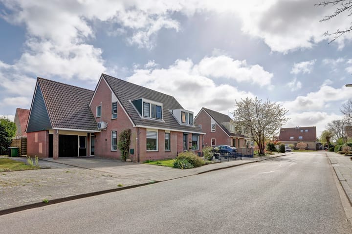 Foto 1 van Túnikkers 10