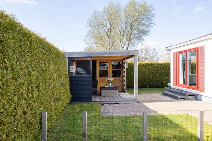 Foto 6 van Vogels' tún 111