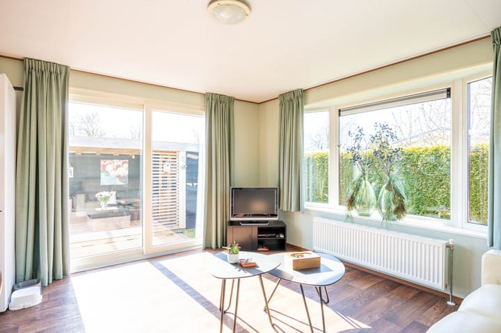 Foto 14 van Vogels' tún 111