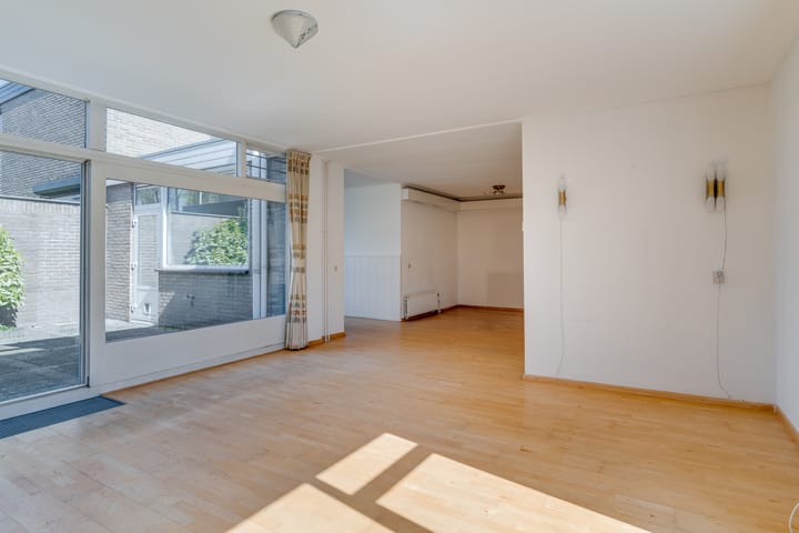 Foto 7 van Lijsterbesstraat 6