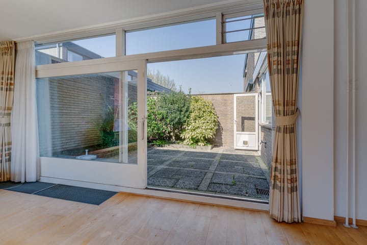 Foto 21 van Lijsterbesstraat 6