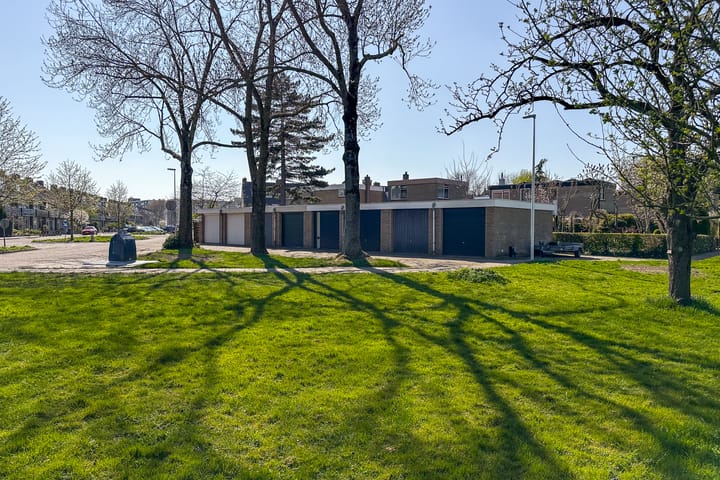 Foto 44 van Lijsterbesstraat 6