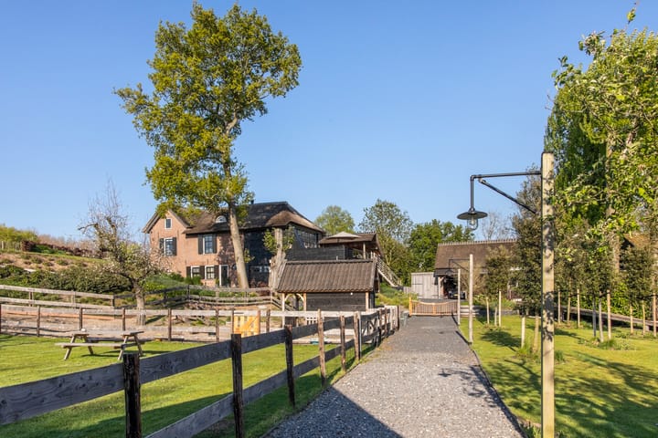 Foto 33 van Zuiderlingedijk 103