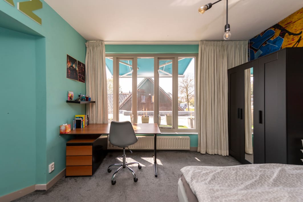 Foto 27 van Burgemeester Panislaan 17-B