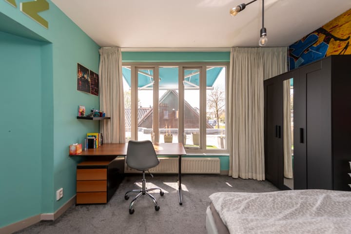 Foto 27 van Burgemeester Panislaan 17-B