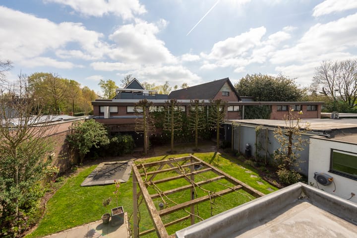 Foto 30 van Burgemeester Panislaan 17-B