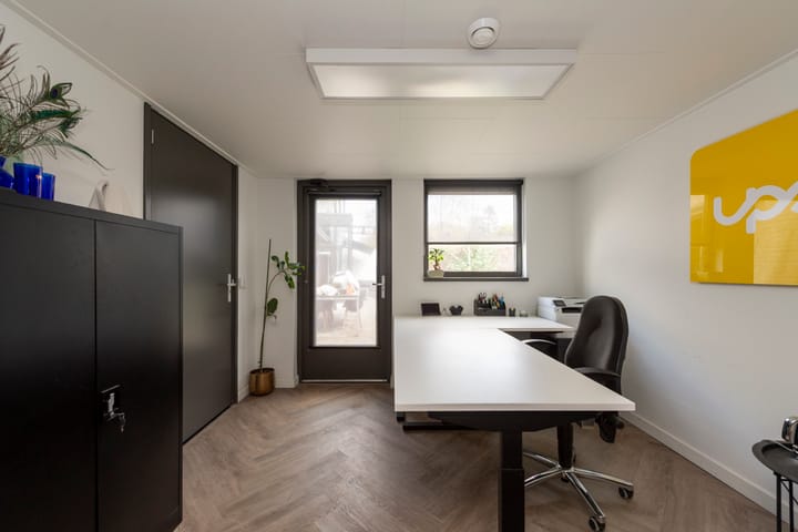 Foto 38 van Burgemeester Panislaan 17-B