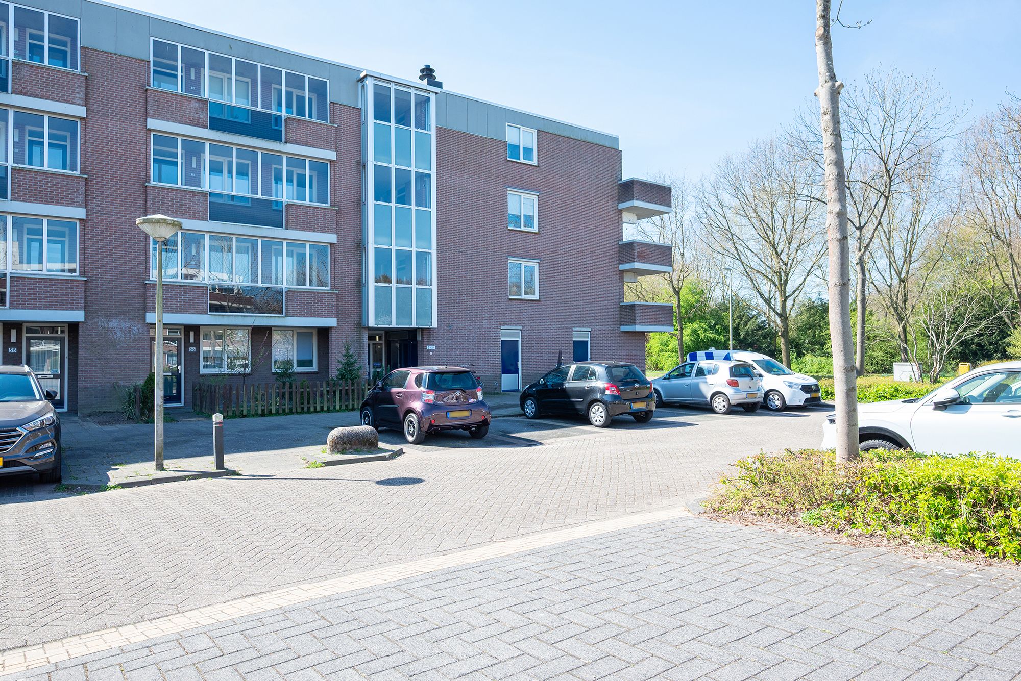 Photo 3 of Poortwachter 24