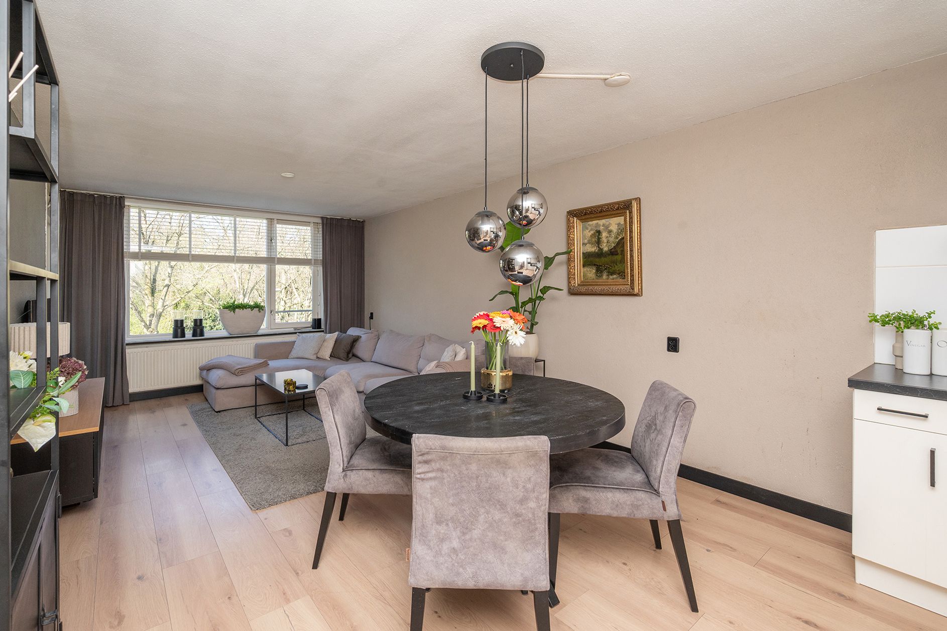 Photo 9 of Poortwachter 24