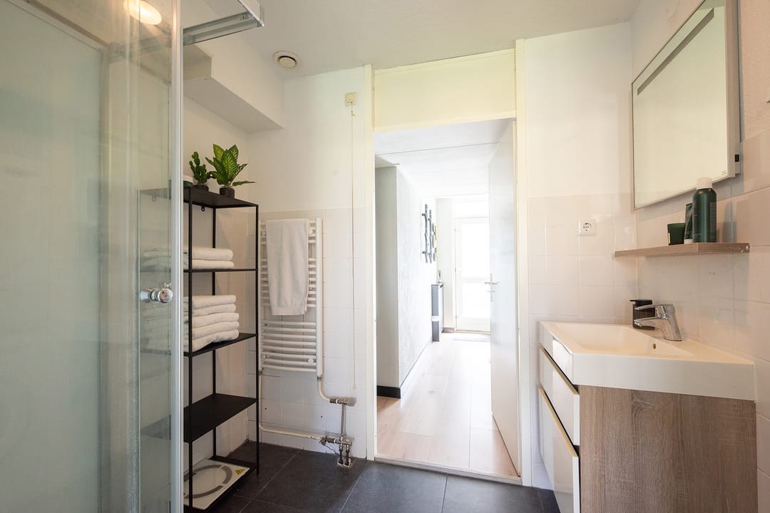 Photo 23 of Poortwachter 24