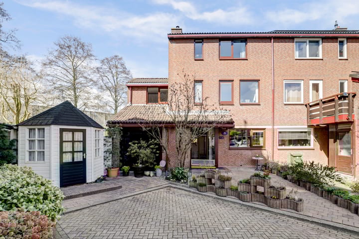 Foto 42 van Anna van Hensbeeksingel 353