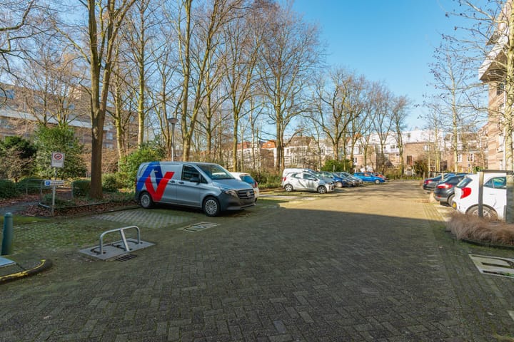 Photo 3 of Borneostraat 78