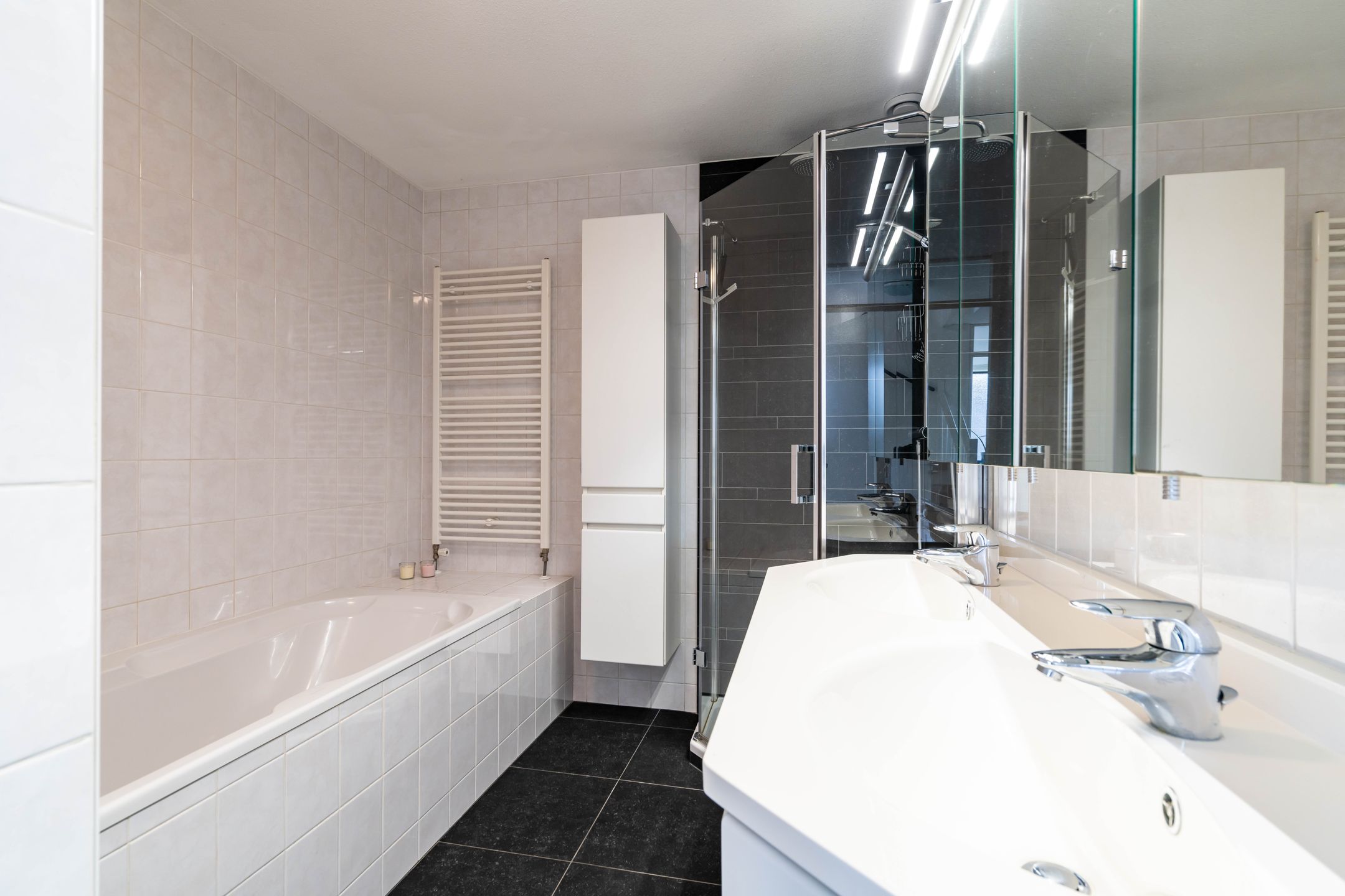 Photo 33 of Gaarderstraat 5