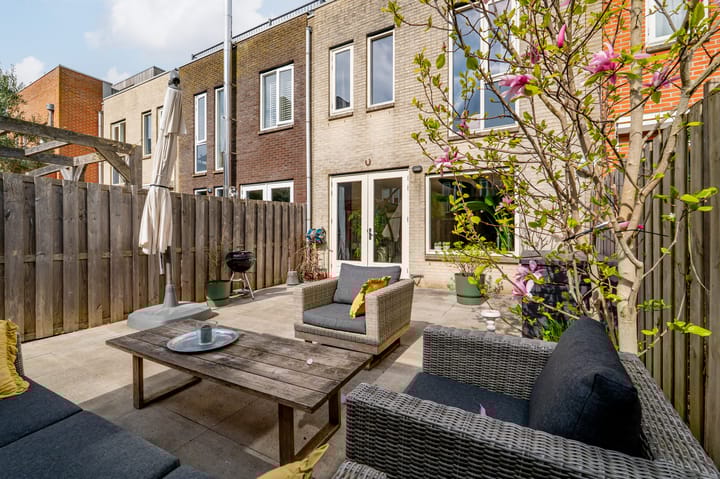 Photo 28 of John Napierstraat 40