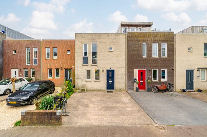 Photo 1 of John Napierstraat 40