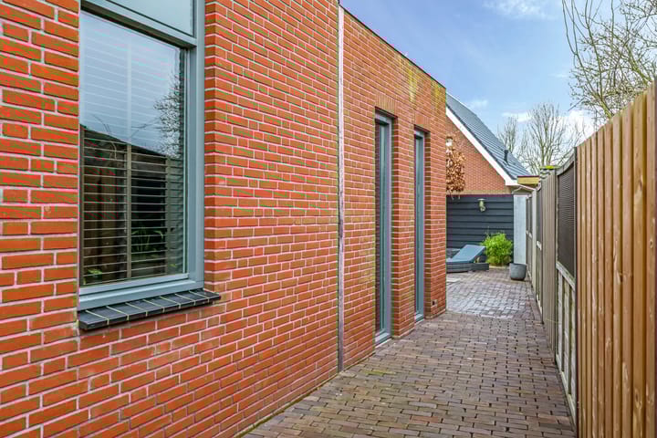 Foto 72 van Amaryllisstraat 15