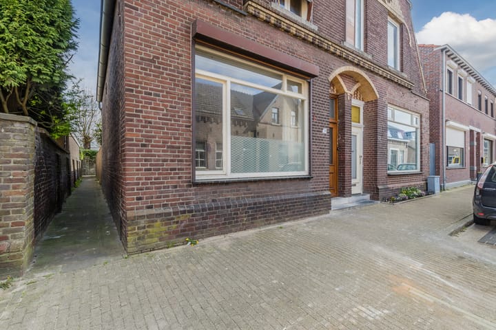 Foto 26 van Schoolstraat 14