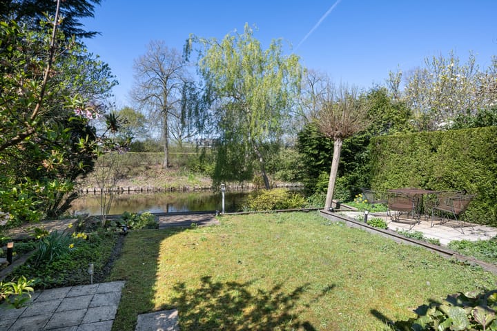 Foto 16 van Willem Klooslaan 12