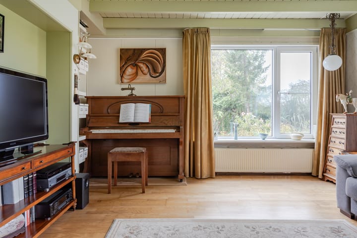 Foto 10 van Mientweg 70