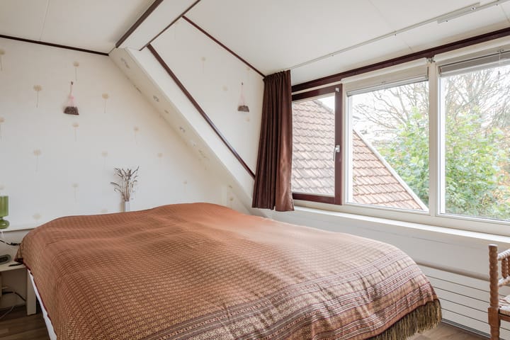 Foto 15 van Mientweg 70