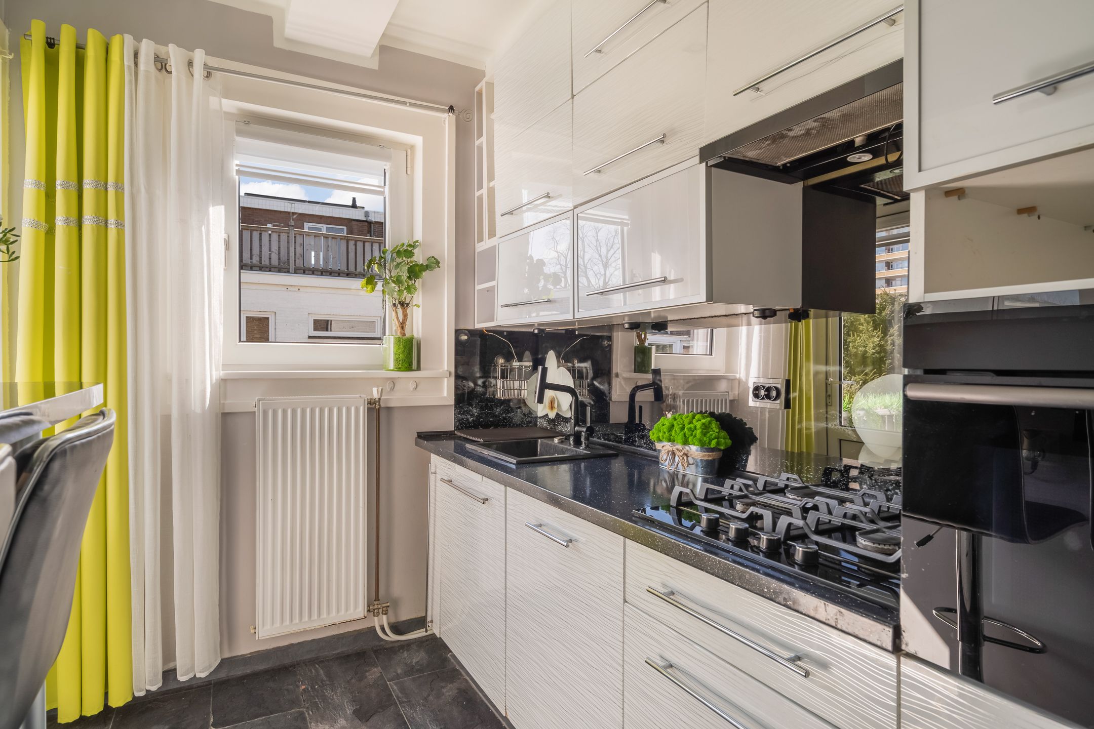 Foto 15 van Van Elburgstraat 30