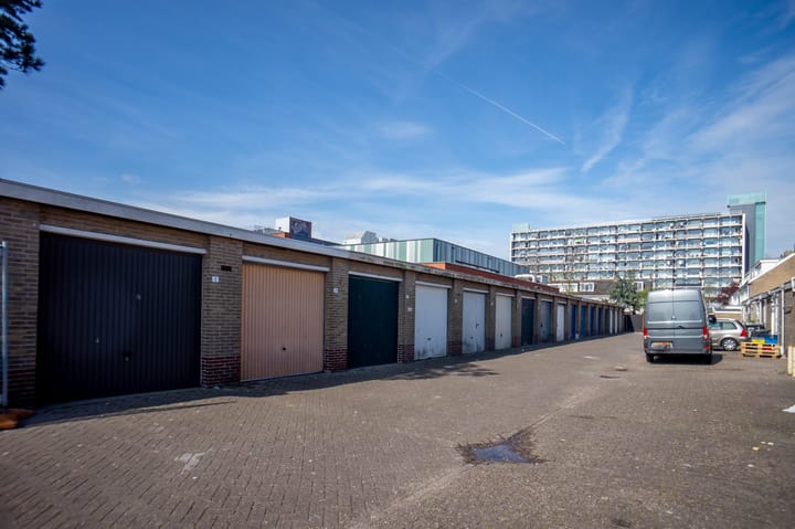 Photo 3 of Waleweinstraat 14