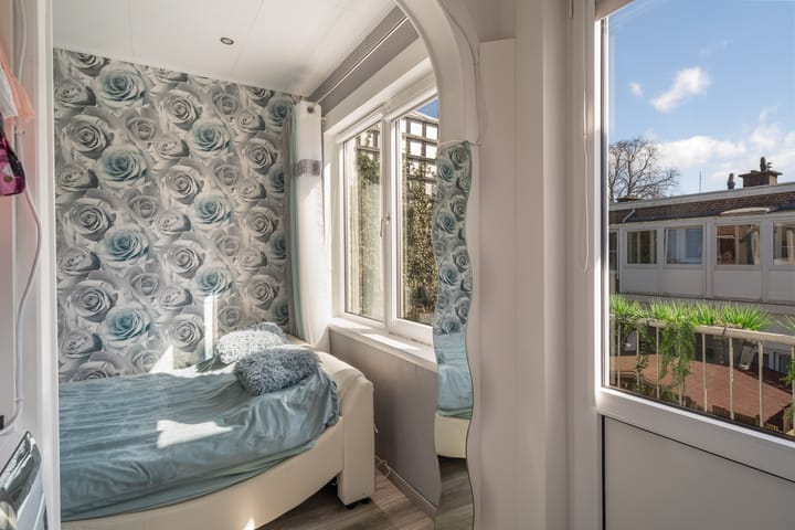 Foto 23 van Van Elburgstraat 30