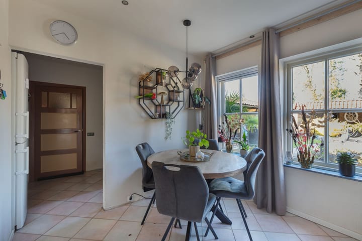 Foto 25 van Koningin Wilhelminalaan 1