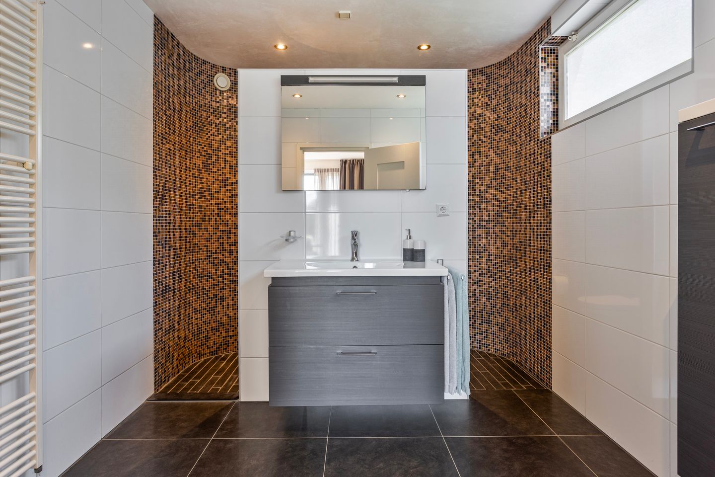 Foto 34 van Smalriemseweg 15