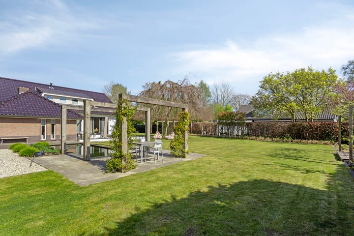 Foto 65 van Smalriemseweg 15