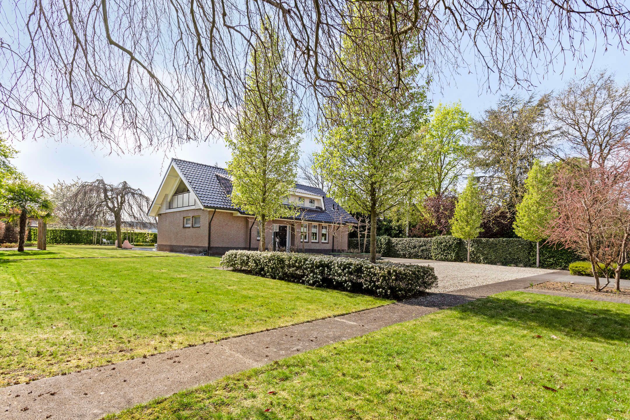 Foto 66 van Smalriemseweg 15