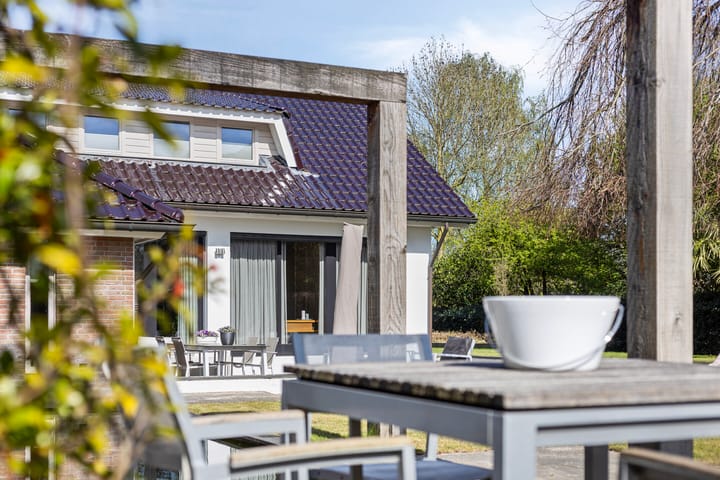 Foto 64 van Smalriemseweg 15