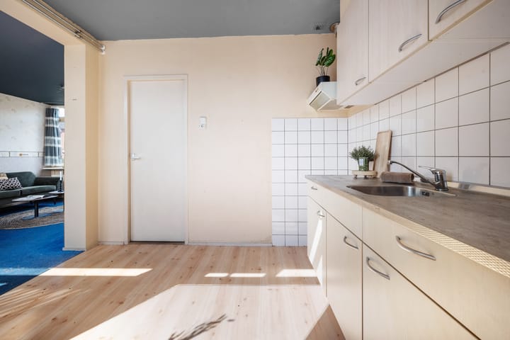 Photo 9 of Jeen Stokerstraat 12