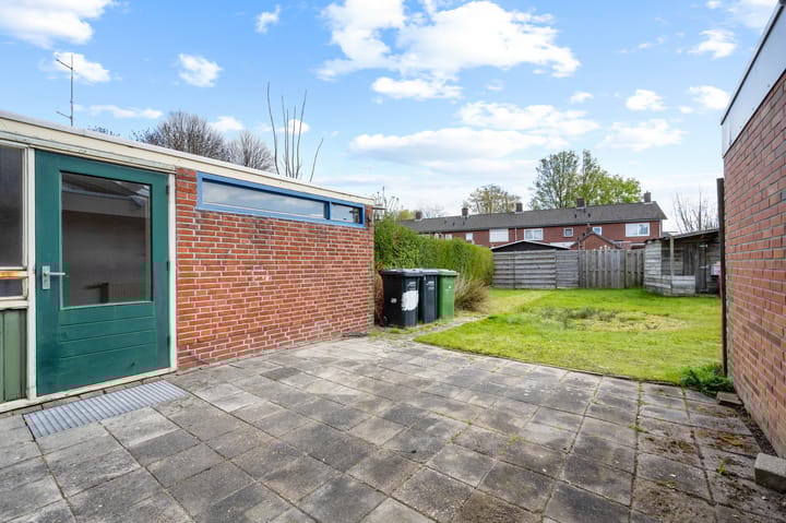 Photo 31 of Jeen Stokerstraat 12