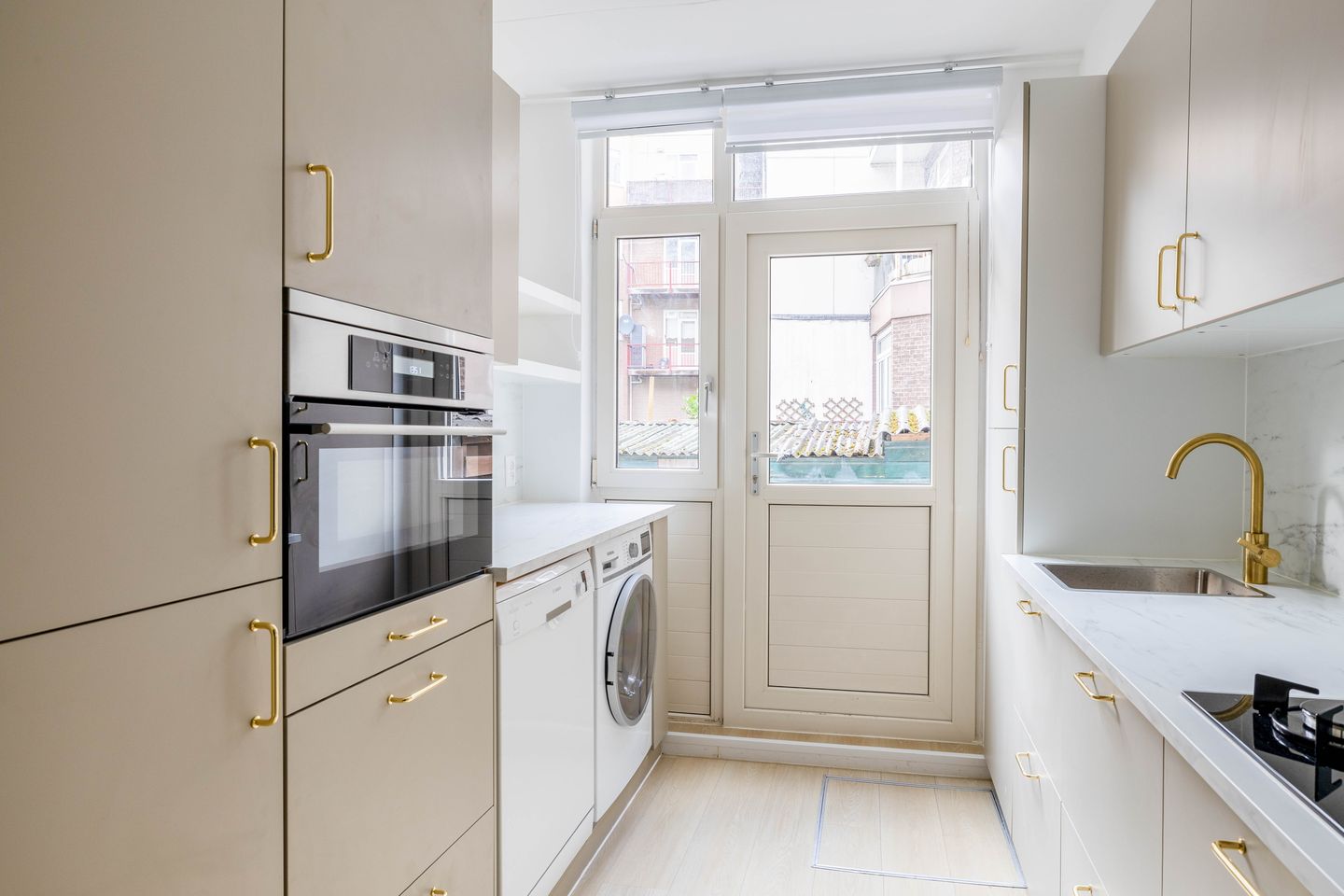 Foto 14 van Mijnsherenlaan 75-D