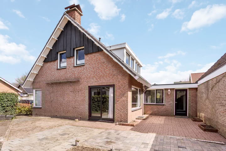 Foto 18 van Zwaluwstraat 7