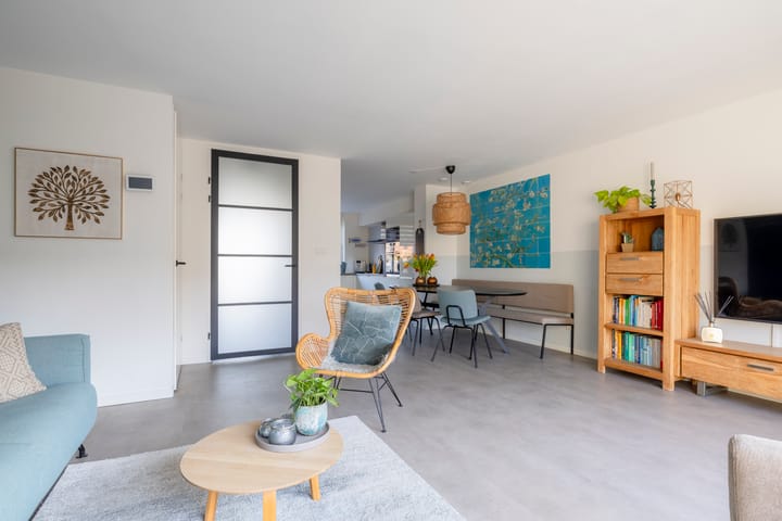 Photo 6 of Waterviolier 60