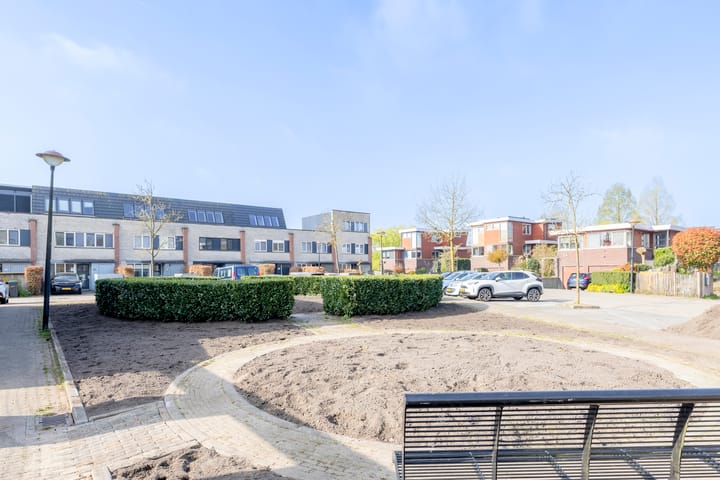 Photo 31 of Waterviolier 60