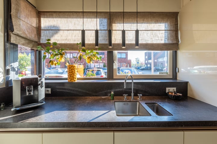 Photo 7 of Juttepeer 48