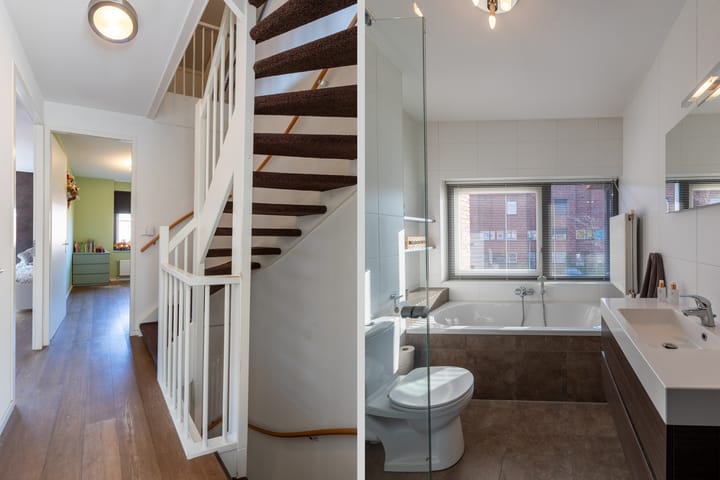 Photo 20 of Juttepeer 48