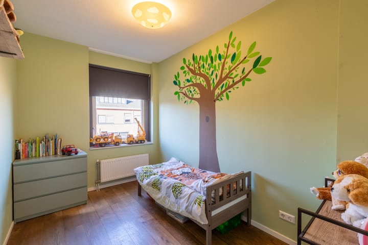 Photo 23 of Juttepeer 48