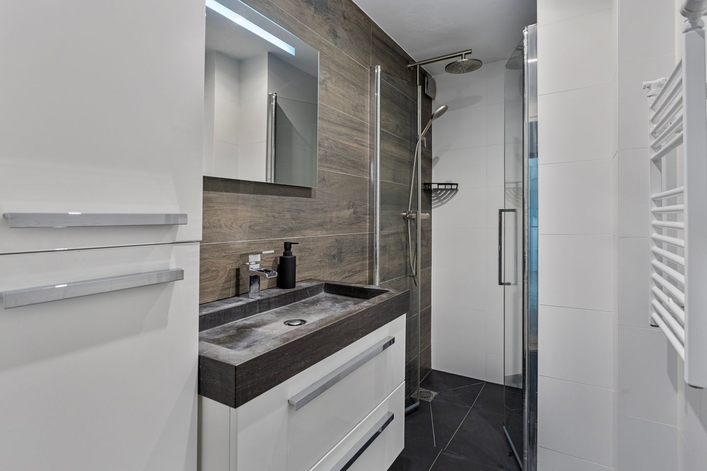 Photo 4 of Johanna Naberstraat 174