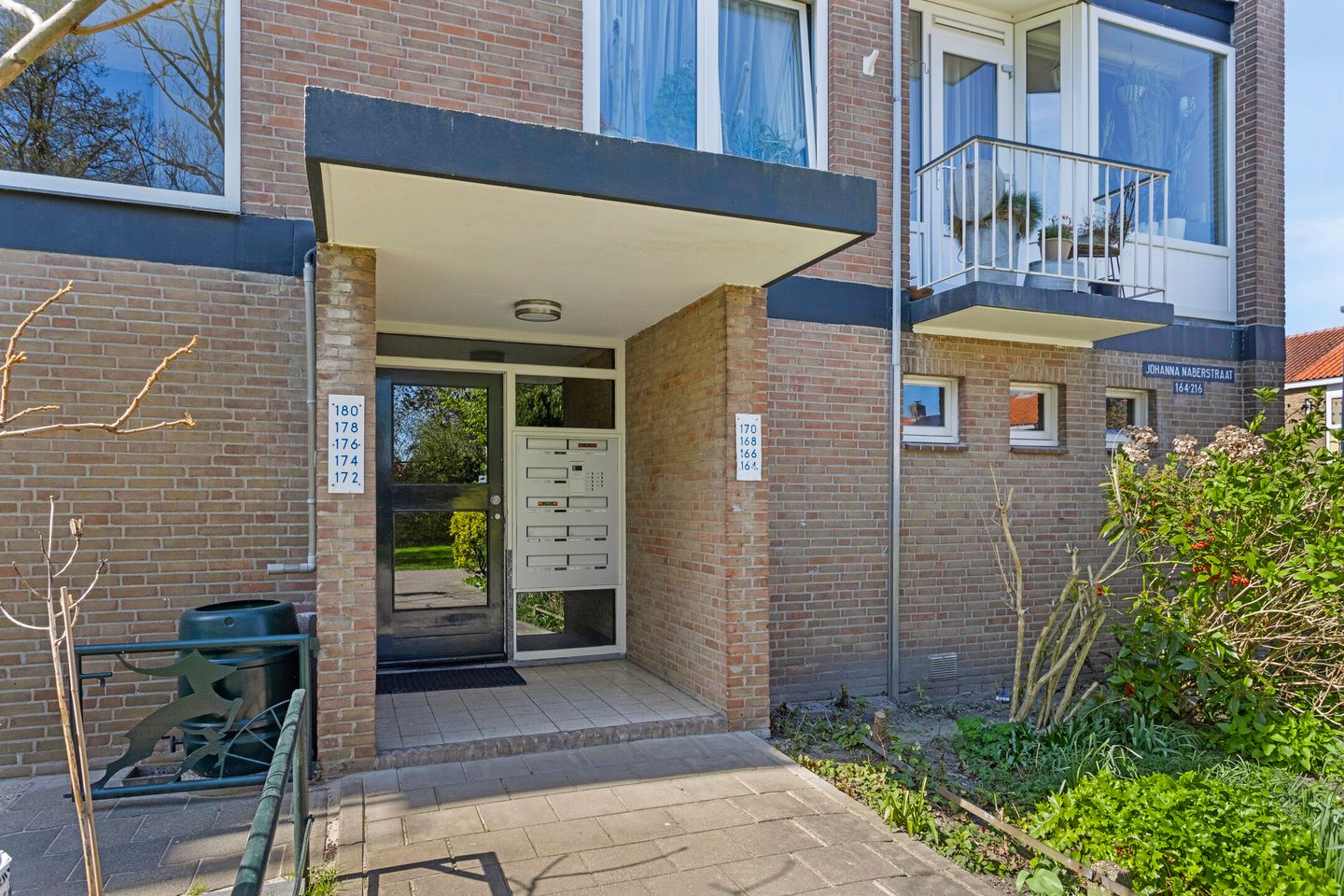 Photo 5 of Johanna Naberstraat 174